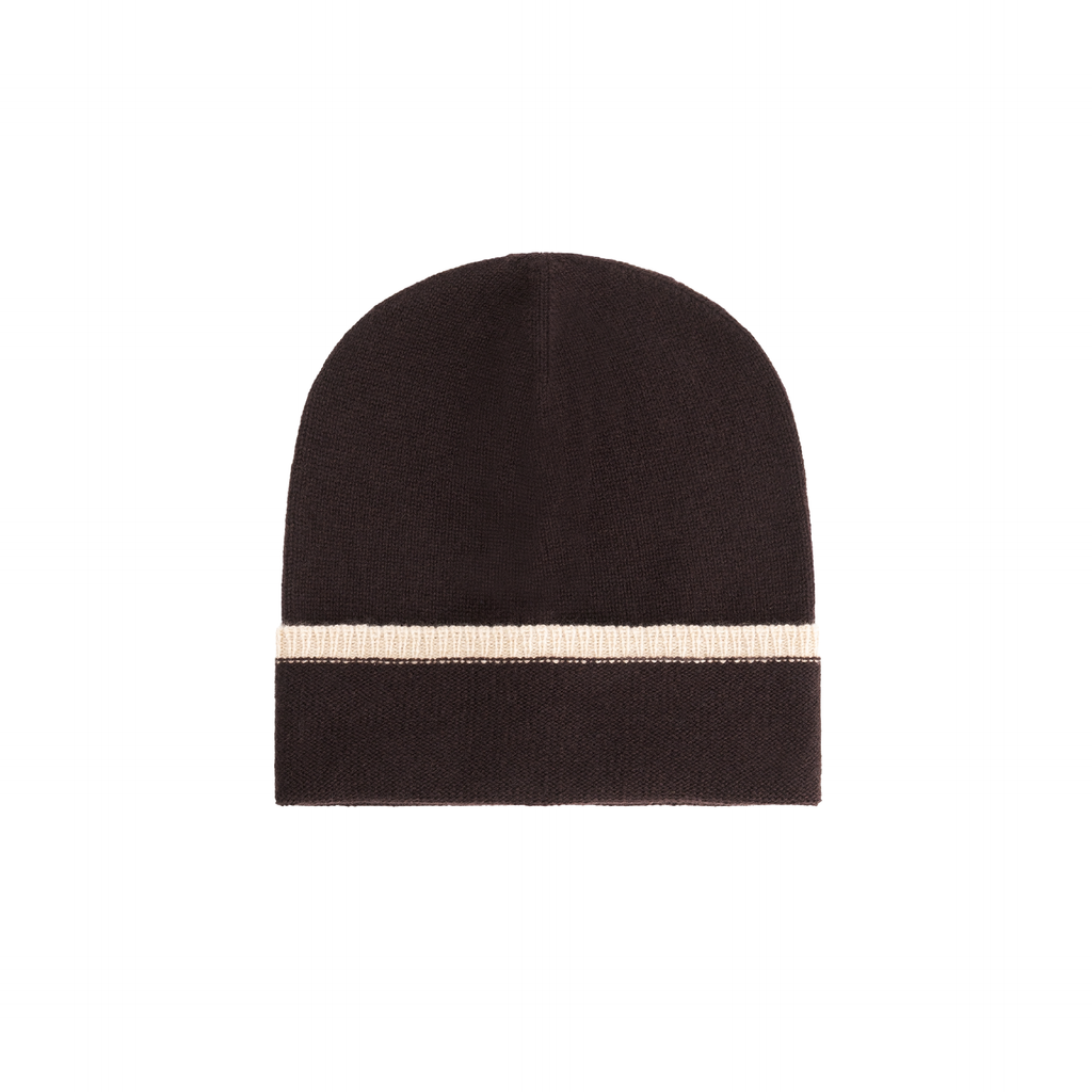 brown beanie with a moka stripe on a white background